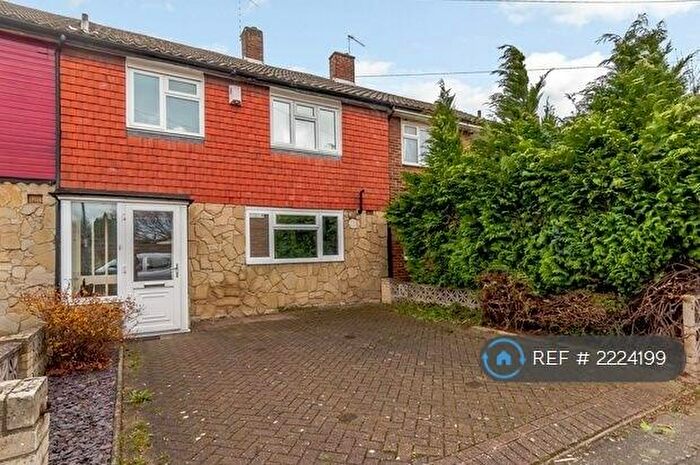 3 Bedroom Terraced House To Rent In Peterstone Road, London, SE2