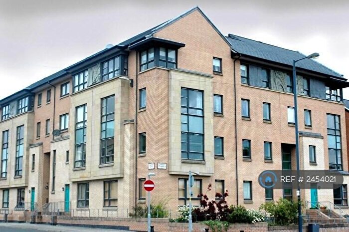 2 Bedroom Flat To Rent In Glasgow, Glasgow, G5