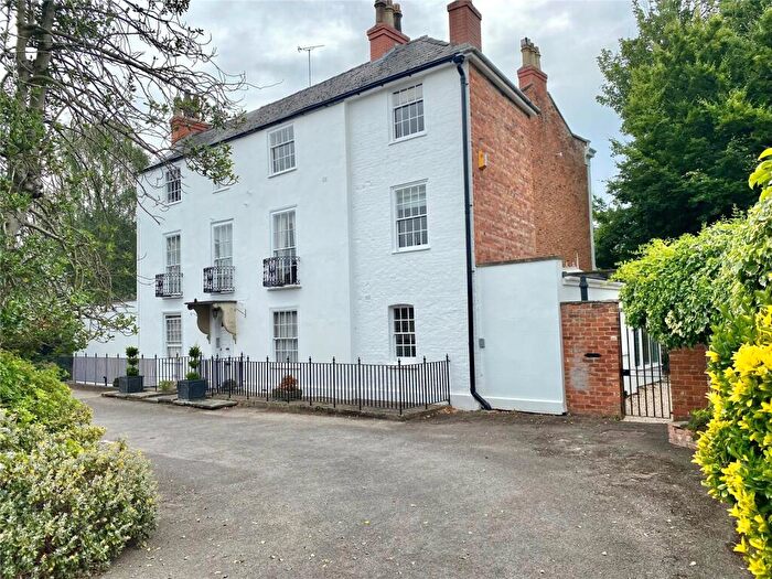 2 Bedroom Flat For Sale In Cudnall Street, Charlton Kings, Cheltenham, Gloucestershire, GL53