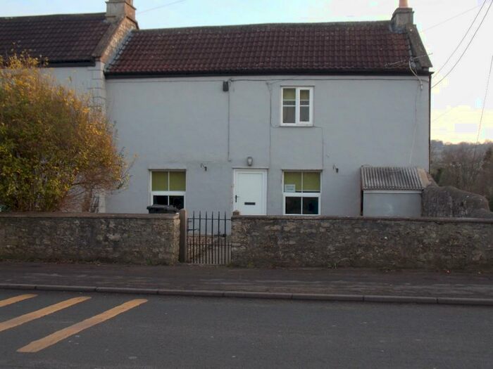 2 Bedroom Cottage To Rent In Bath Road, BA2