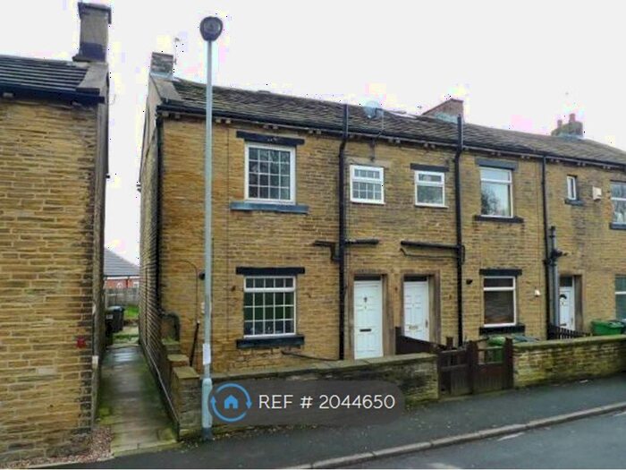 1 Bedroom End Of Terrace House To Rent In Lumby Lane, Leeds, LS28