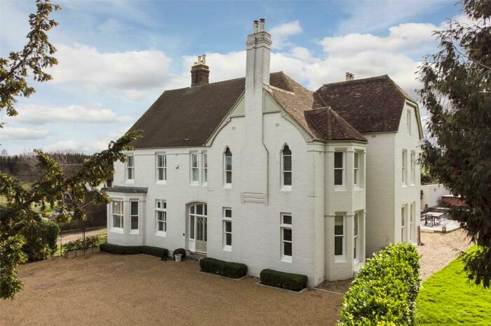 7 Bedroom Detached House For Sale In Pitstock Road, Rodmersham, Sittingbourne, Kent, ME9