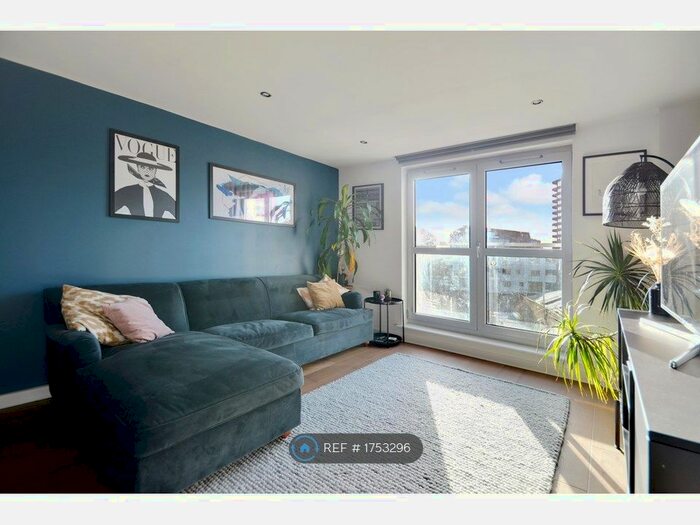 2 Bedroom Flat To Rent In Balmes Road, London, N1