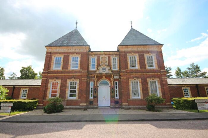 2 Bedroom Flat To Rent In Clyst Heath, Exeter, EX2