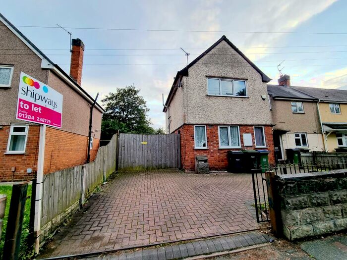 2 Bedroom House To Rent In Park Lane West, Tipton, DY4