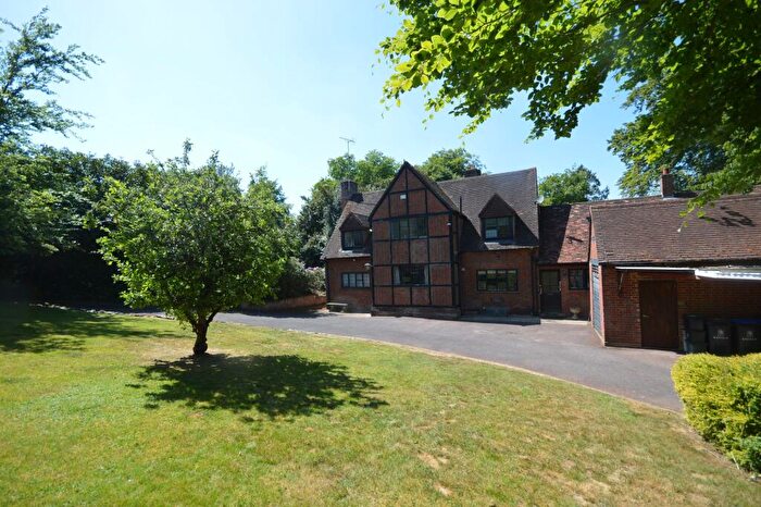 5 Bedroom Detached House To Rent In Westfield Road, Beaconsfield, HP9