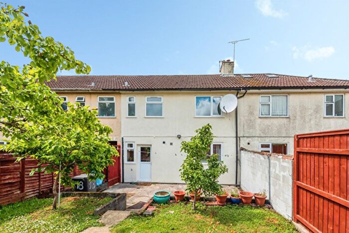 3 Bedroom Terraced House For Sale In Coronation Road, Wroughton, Swindon, SN4