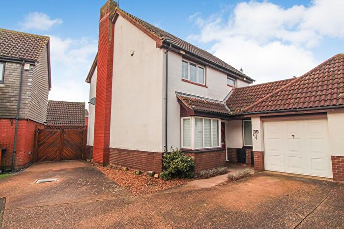 4 Bedroom Property For Sale In Cannock Chase, Bedford, MK41