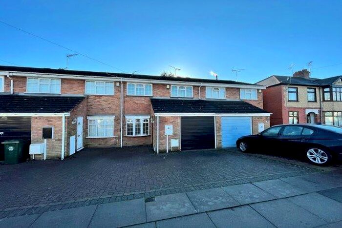 3 Bedroom Property To Rent In Roland Avenue, Coventry CV6