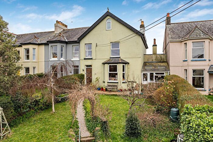 6 Bedroom Terraced House For Sale In Hillside, South Brent, TQ10