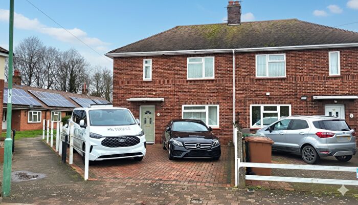 2 Bedroom Semi Detached House For Sale In Chaucer Road, Peterborough, PE1