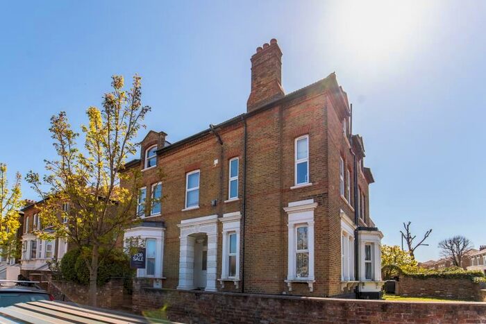 1 Bedroom Flat To Rent In Mattock Lane, London, W13