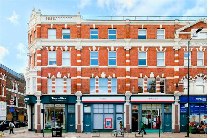 3 Bedroom Flat To Rent In Upper, London, N1