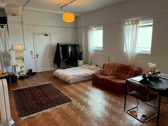 Studio To Rent In Kingsland Road, Haggerston, E8