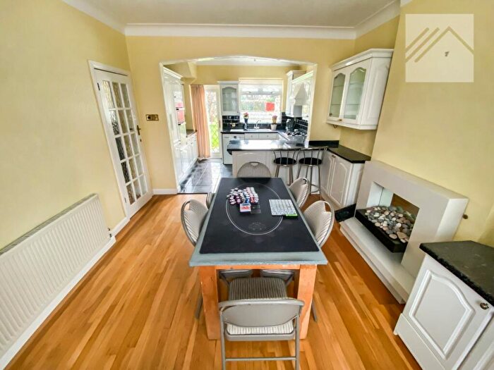 2 Bedroom Detached House To Rent In South Road, South Ockendon, RM15