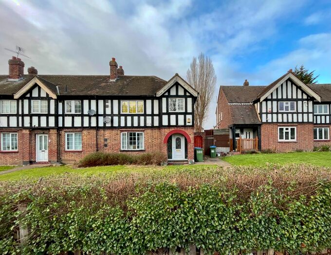 3 Bedroom End Of Terrace House To Rent In Westhorne Road, London, SE9