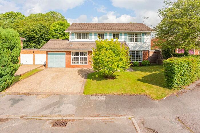 5 Bedroom Detached House To Rent In Southcote Way, Penn, High Wycombe, Buckinghamshire, HP10