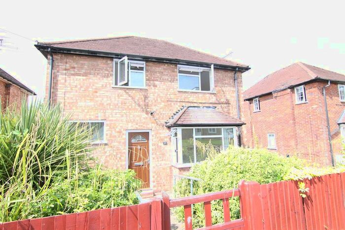 4 Bedroom Detached House To Rent In Ardmore Avenue, Guildford, GU2