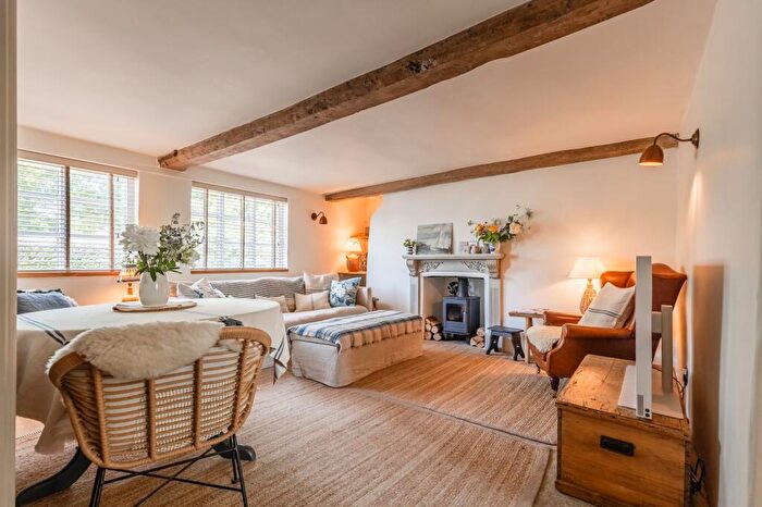 2 Bedroom Cottage For Sale In Ingworth, NR11