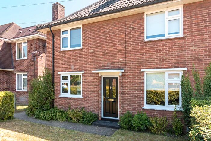 4 Bedroom Semi-Detached House To Rent In Pettus Road, Norwich, NR4