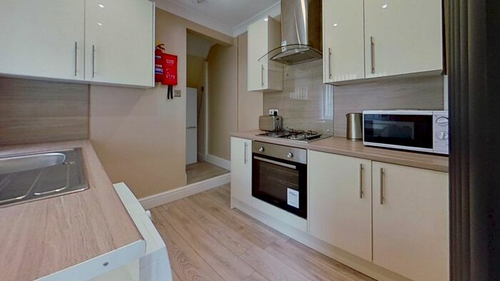 4 Bedroom End Of Terrace House To Rent In Oxford Street, Treforest, Pontypridd CF37