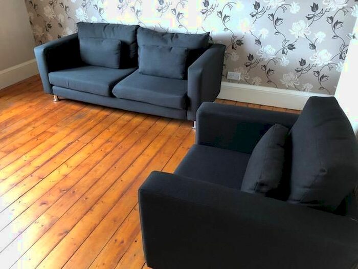 2 Bedroom Flat To Rent In Comiston Gardens, Morningside, Edinburgh, EH10