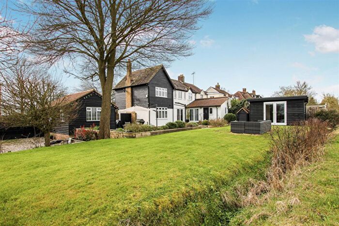 4 Bedroom Semi-Detached House For Sale In Walls Green, Willingale, Ongar., CM5