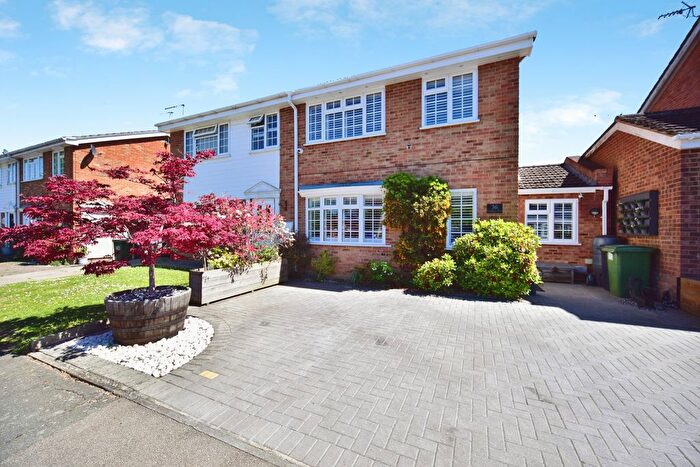 4 Bedroom Semi Detached House For Sale In Whitebeam Drive, Coxheath, Maidstone, ME17