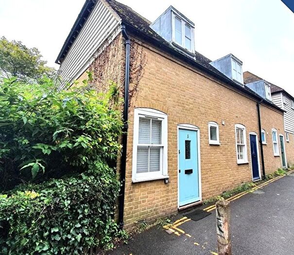 2 Bedroom Semi-Detached House To Rent In Oyster Mews, Skinners Alley, Whitstable, Kent, CT5
