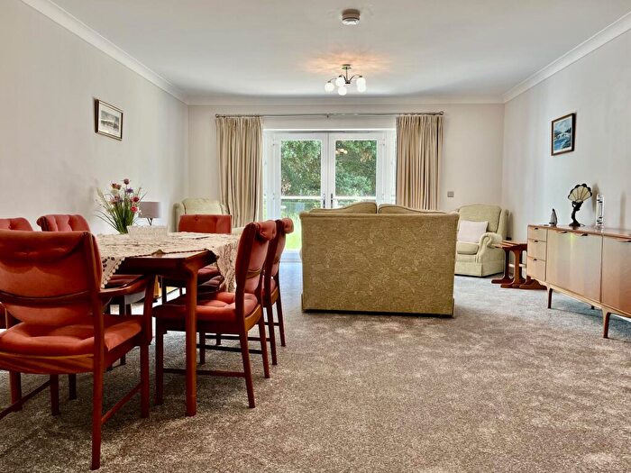3 Bedroom Retirement Property For Sale In Buller House, Turnstone Road, Millbrook Village, Exeter, Devon, EX2