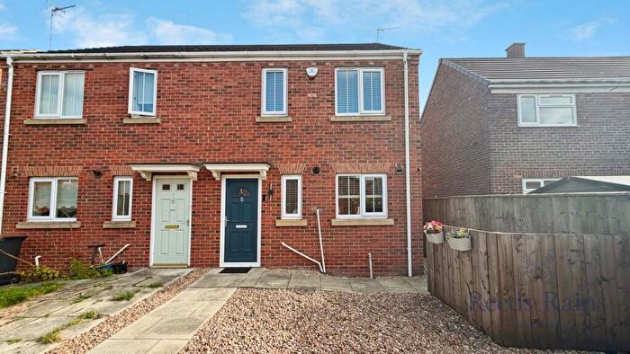 3 Bedroom Semi-Detached House For Sale In Ivyway, Pelton, Chester Le Street, Durham, DH2