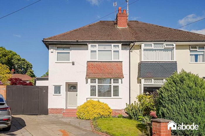 3 Bedroom Semi-Detached House For Sale In Beechfield Road, Calderstones, Liverpool, L18