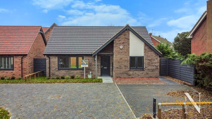 2 Bedroom Bungalow For Sale In Off Main Road, Long Bennington, Newark, Lincolnshire, NG23