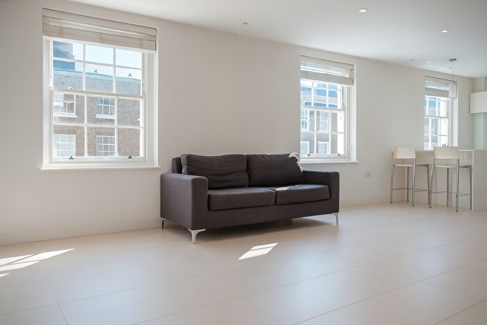 1 Bedroom Flat To Rent In York Street, Marlybone, W1U