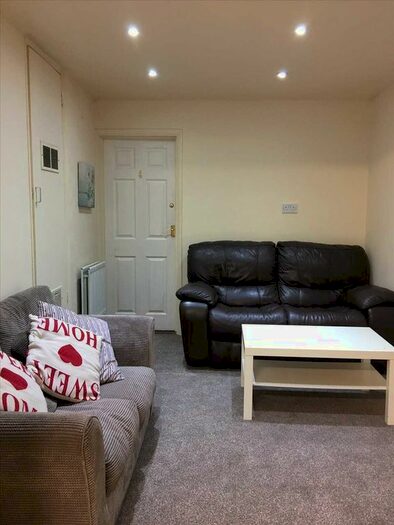 1 Bedroom End Of Terrace House To Rent In Tennyson Avenue, Canterbury, CT1