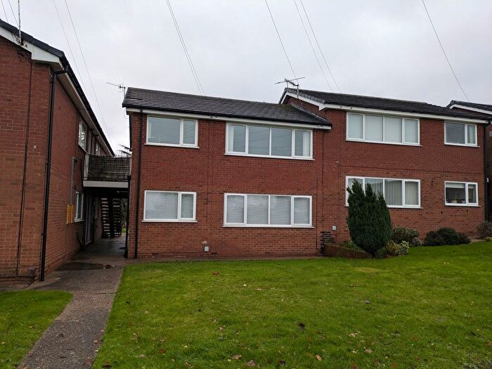 2 Bedroom Flat To Rent In Stanhome Court, West Bridgford, Nottingham, NG2