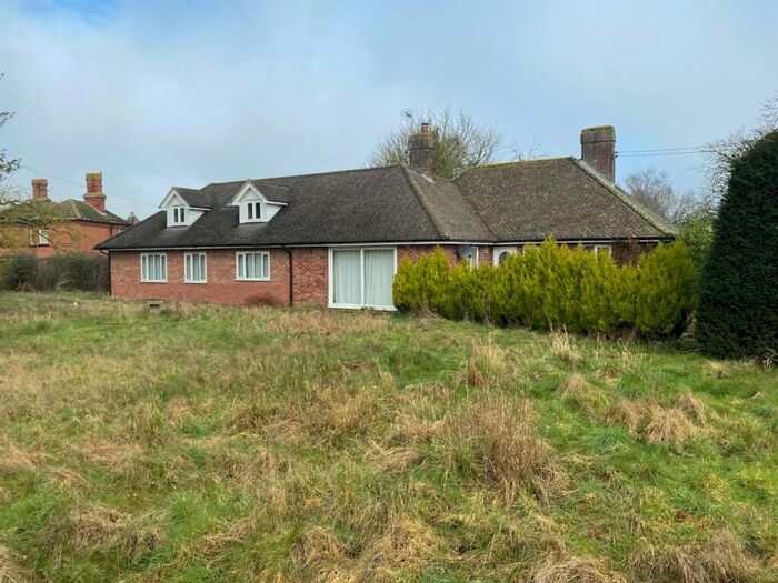 6 Bedroom Detached Bungalow For Sale In Mendlesham Road, Cotton, Stowmarket, IP14