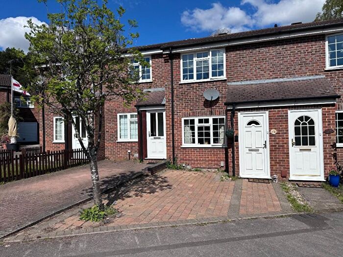 2 Bedroom Terraced House For Sale In Crofton Close, Bracknell, Berkshire, RG12
