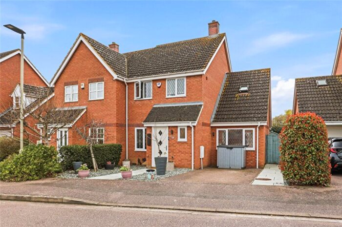 3 Bedroom Semi Detached House For Sale In Trow Close, Cotton End, Bedford, Bedfordshire, MK45