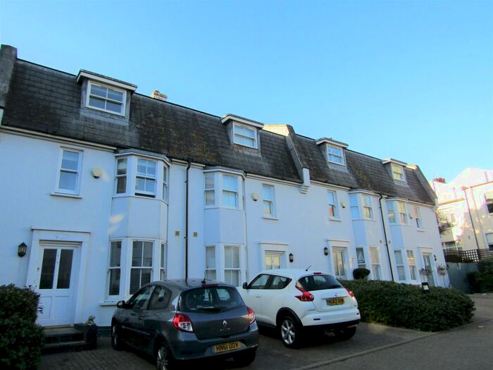 3 Bedroom Terraced House To Rent In Camelford Street, Brighton, BN2