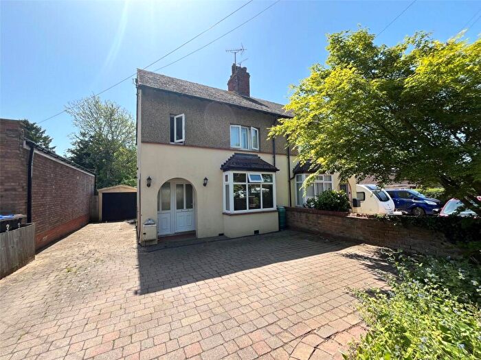 3 Bedroom Semi-Detached House For Sale In Badby Road West, Daventry, Northamptonshire, NN11