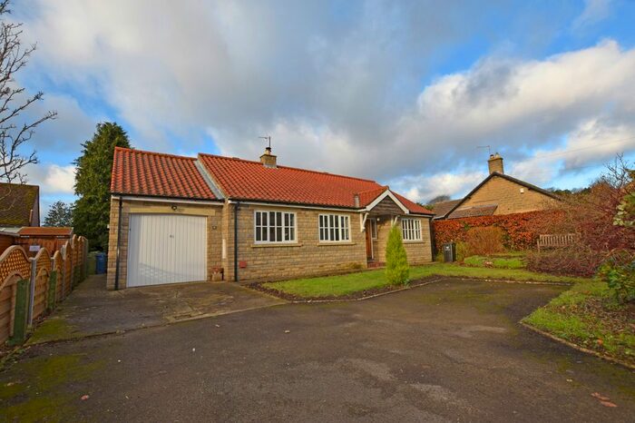 2 Bedroom Detached Bungalow For Sale In Station Road, Snainton, Scarborough, YO13