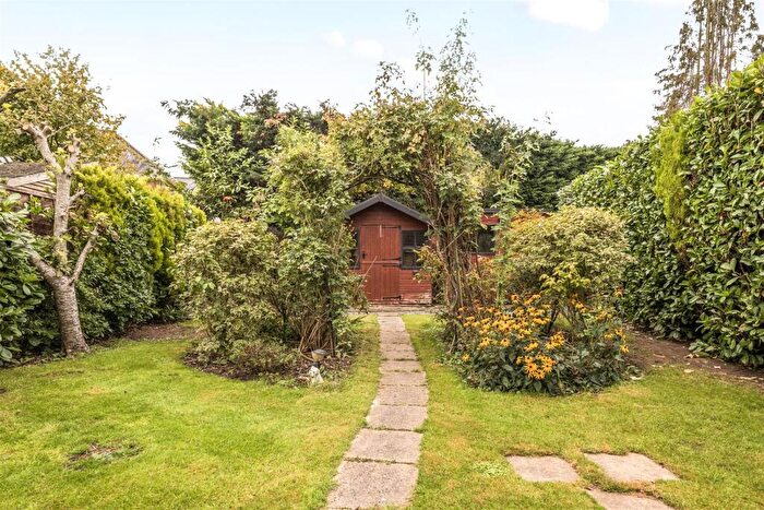 3 Bedroom Detached House For Sale In Sutherland Crescent, Chippenham, SN14
