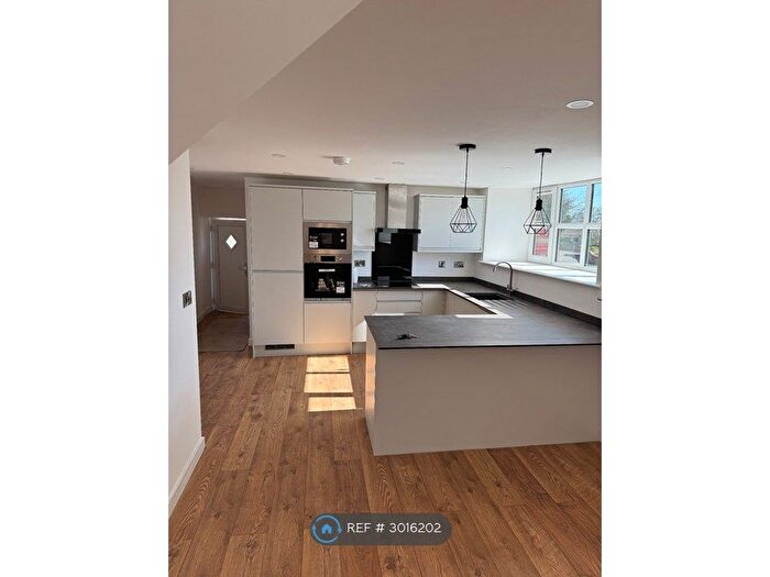 2 Bedroom Semi Detached House To Rent In Hangar Hill, Worksop, S80