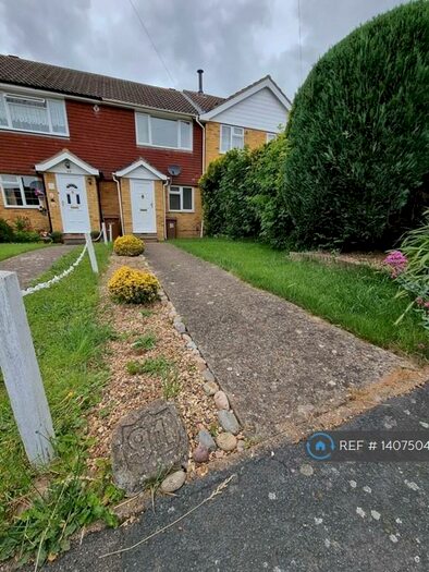 2 Bedroom Terraced House To Rent In Macklands Way, Rainham, Gillingham, ME8