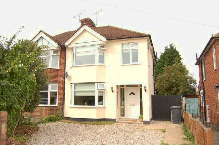 3 Bedroom Semi-Detached House To Rent In Longfield Road, Chelmsford, Essex, CM2