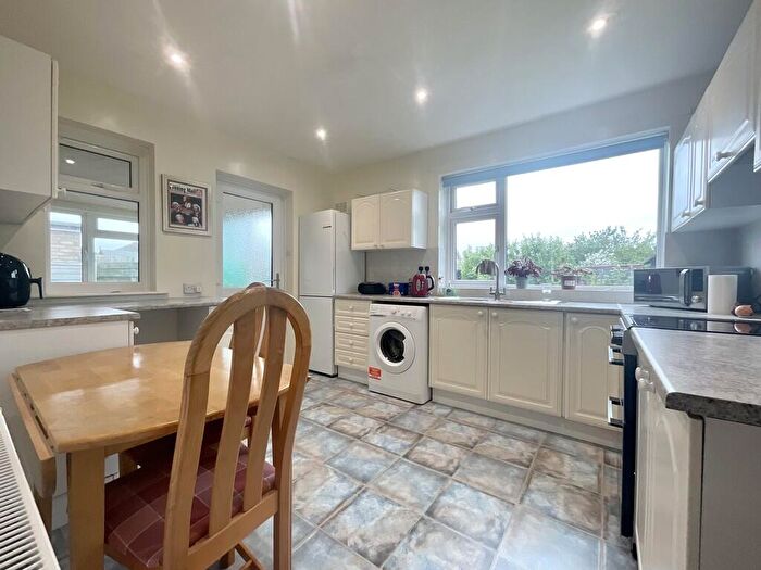 3 Bedroom Detached Bungalow To Rent In Meadow Rise, Saxilby, Lincoln, LN1