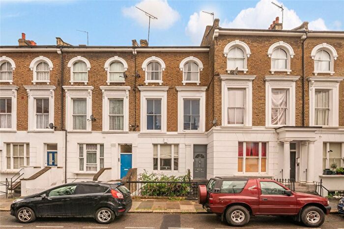 1 Bedroom Flat To Rent In Woodstock Grove, Shepherds Bush Green, W12