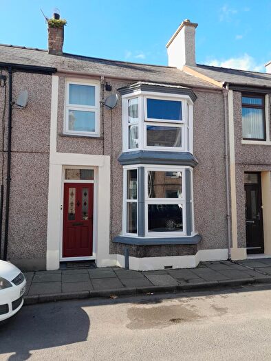 3 Bedroom Terraced House For Sale In East Avenue, Porthmadog, LL49
