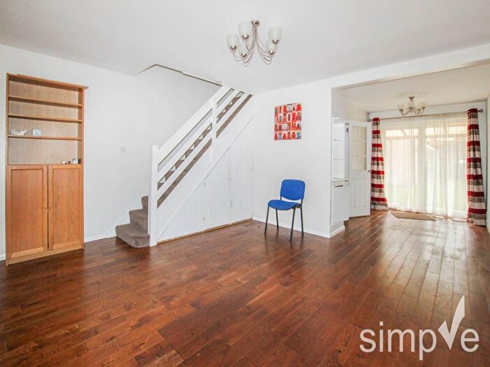 3 Bedroom Property To Rent In Suttton Lane, Langley, Slough, SL3